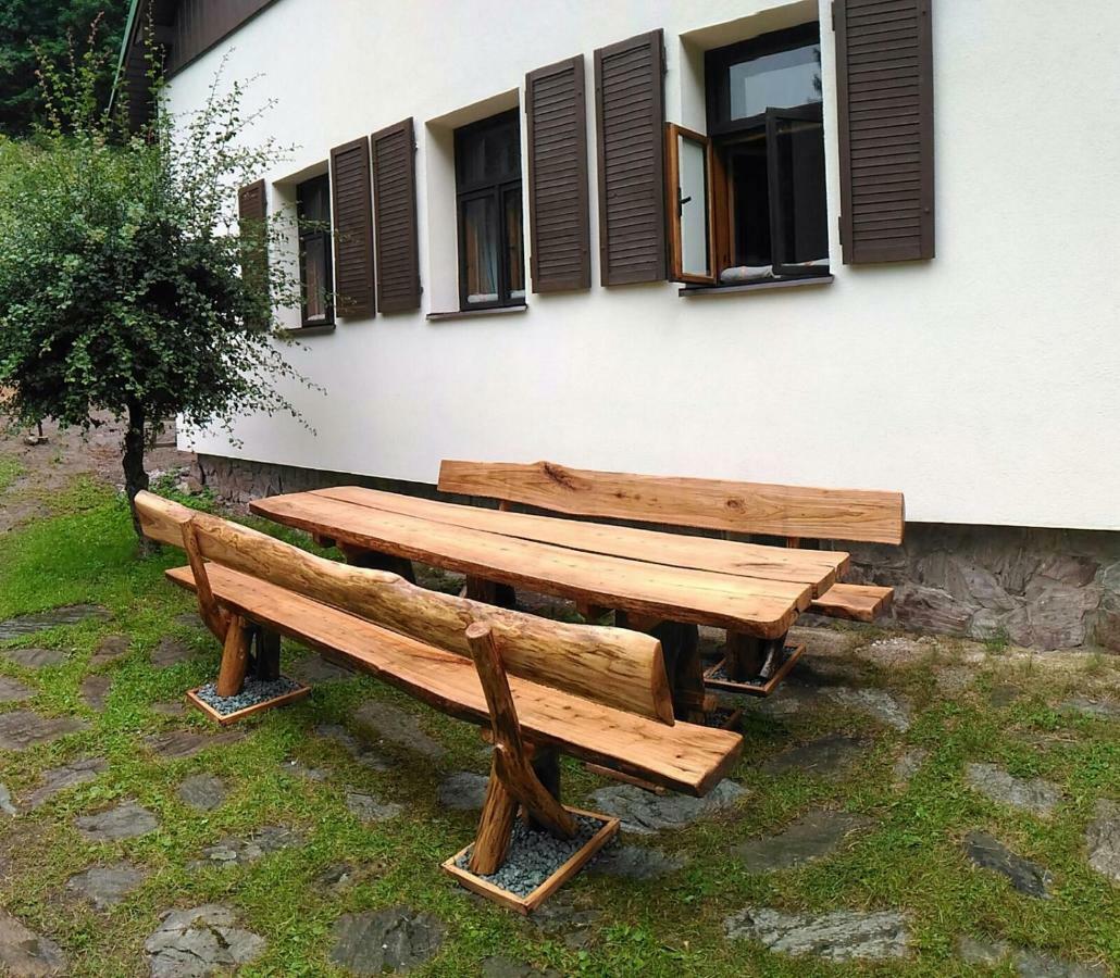 Orli Hnizdo Villa Černý Dŭl Exteriör bild